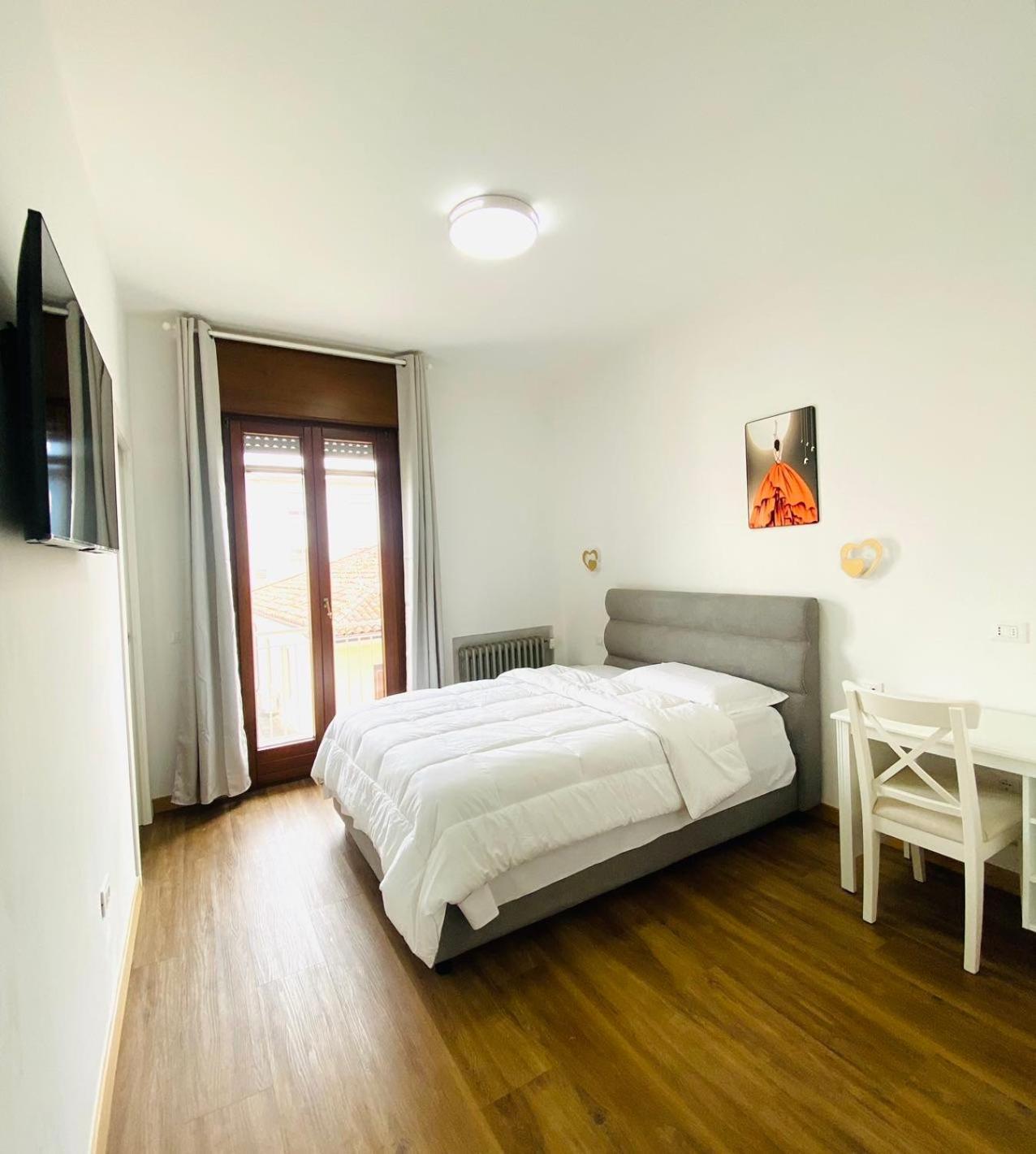 Marco Polo House Apartment เมสเตร ภายนอก รูปภาพ