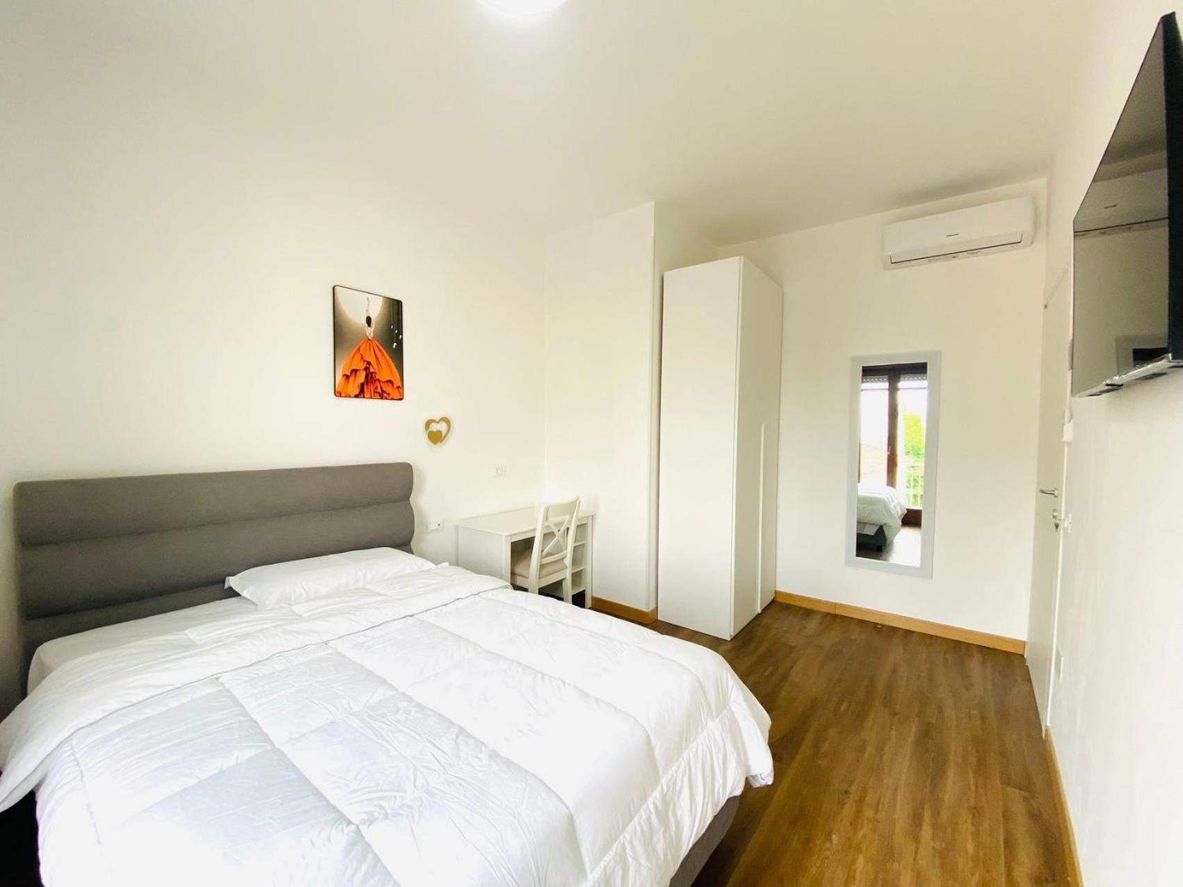 Marco Polo House Apartment เมสเตร ภายนอก รูปภาพ