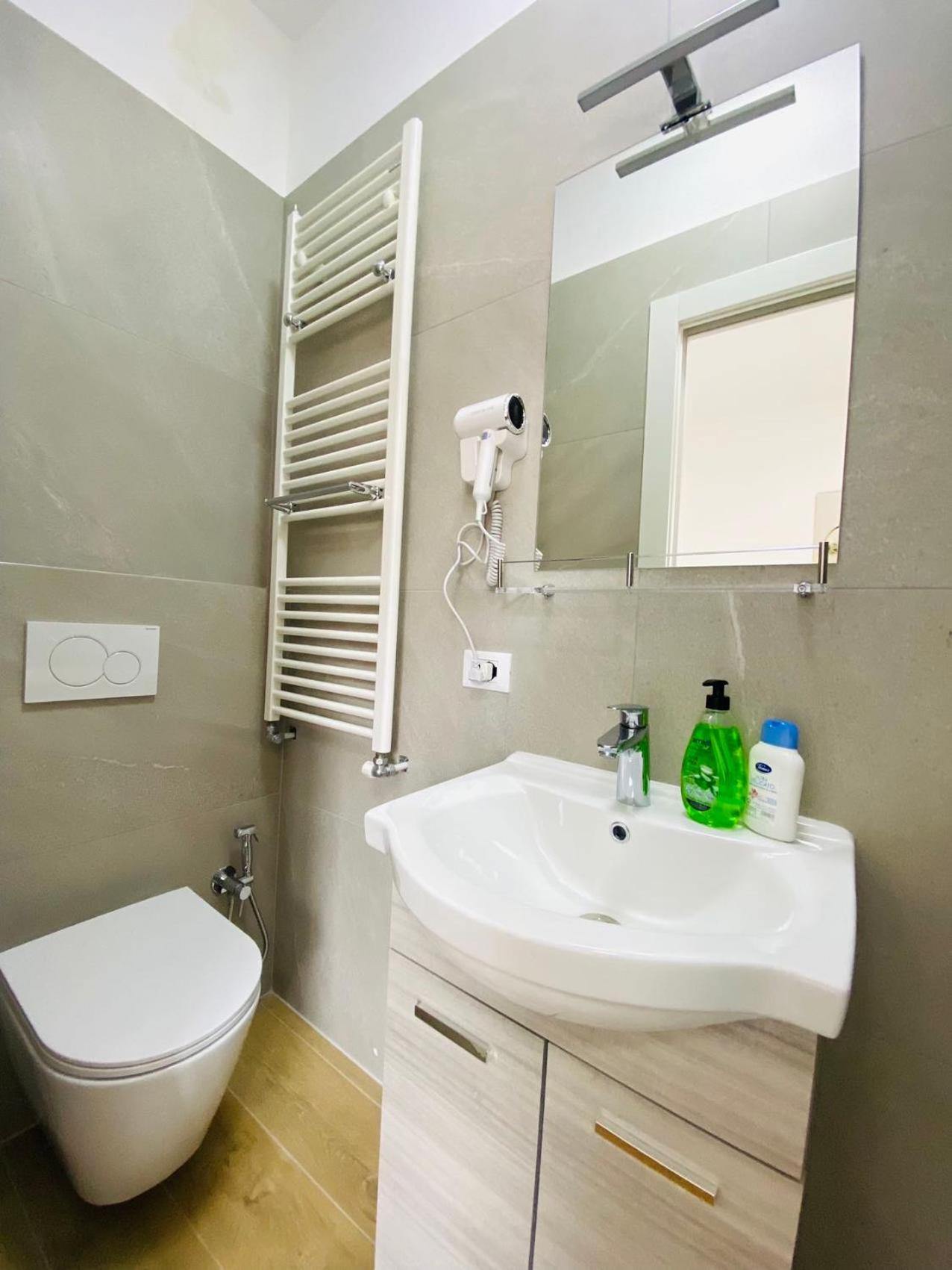 Marco Polo House Apartment เมสเตร ภายนอก รูปภาพ