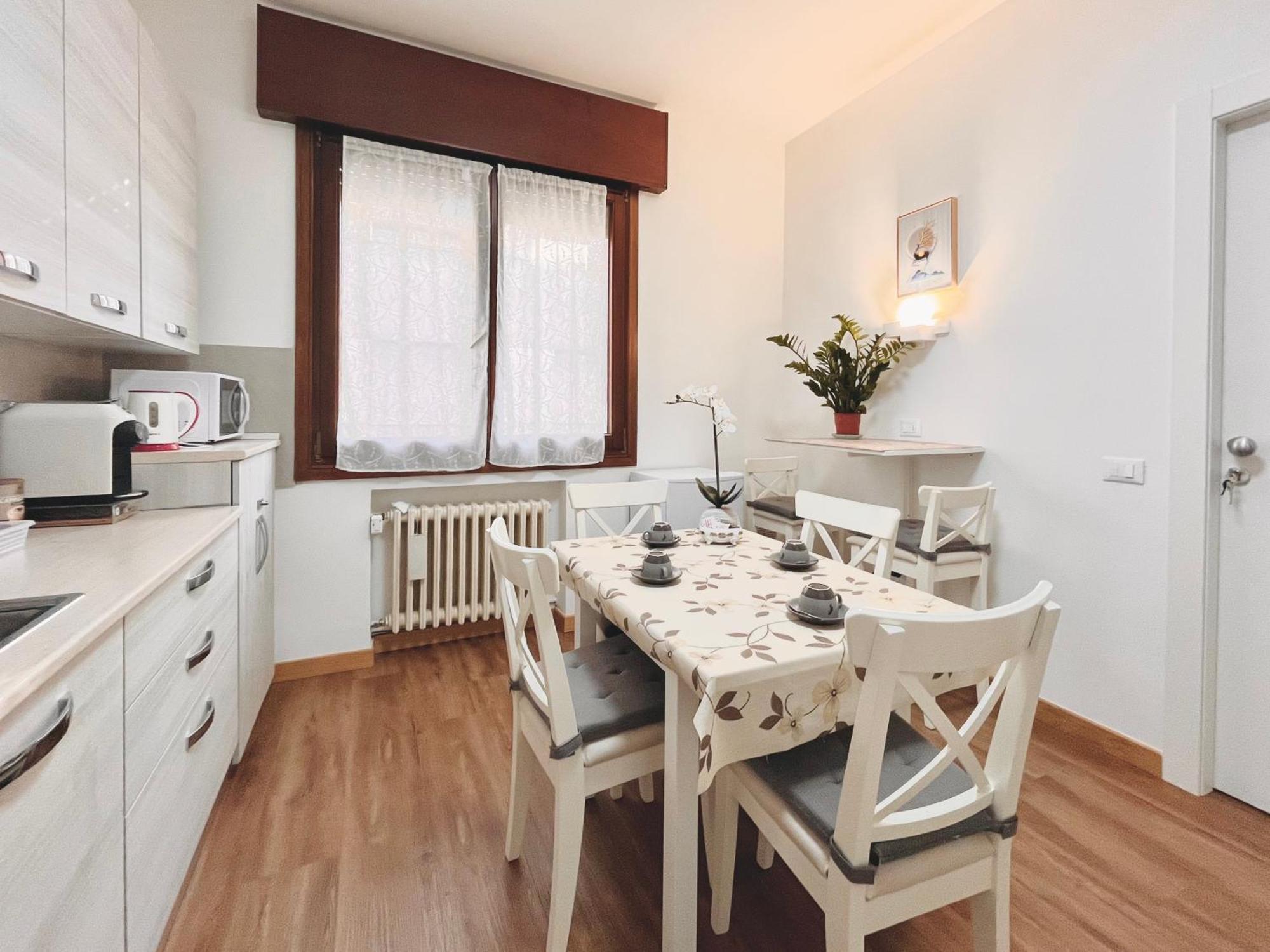 Marco Polo House Apartment เมสเตร ภายนอก รูปภาพ