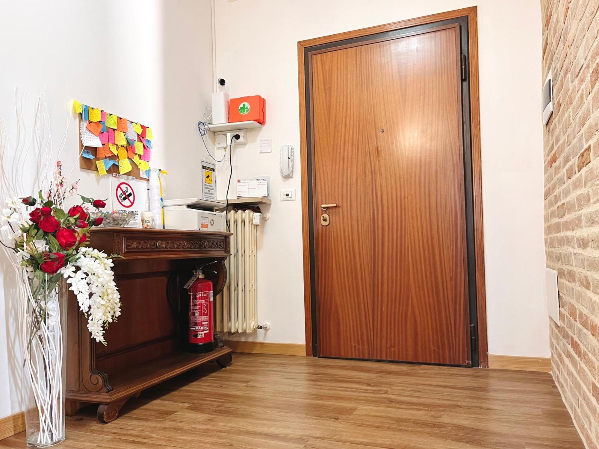 Marco Polo House Apartment เมสเตร ภายนอก รูปภาพ