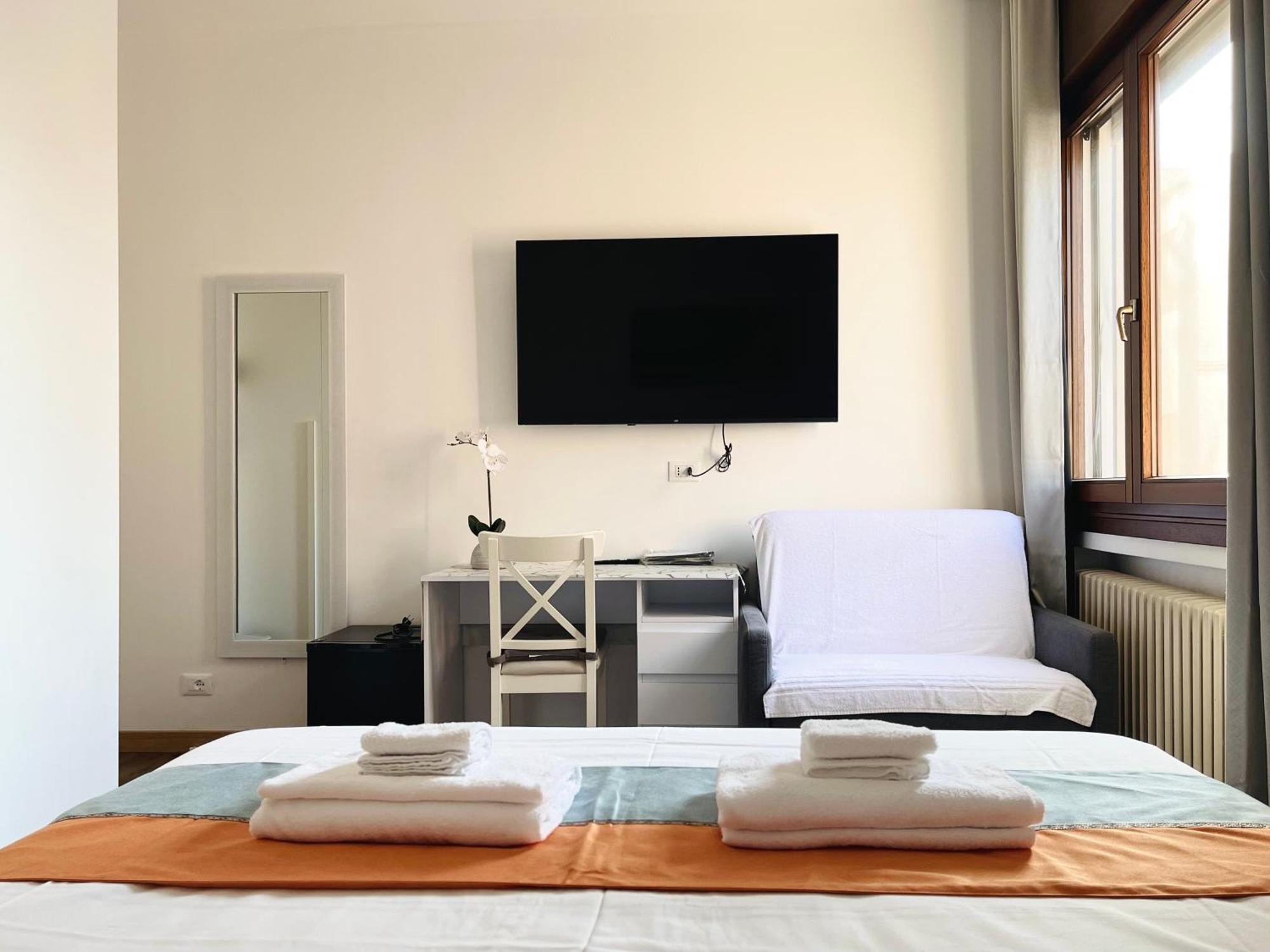 Marco Polo House Apartment เมสเตร ภายนอก รูปภาพ